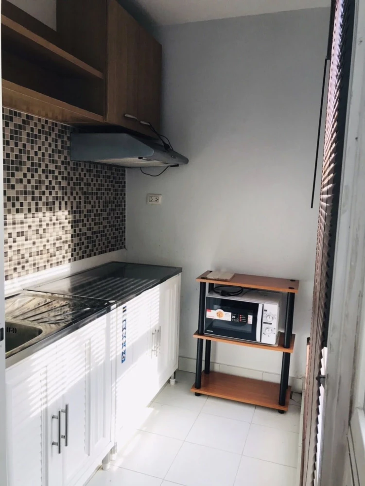 For rent: Regent Home 13 Sukhumvit 93, corner room with privacy, fully furnished. Good like this, hurry and reserve now.