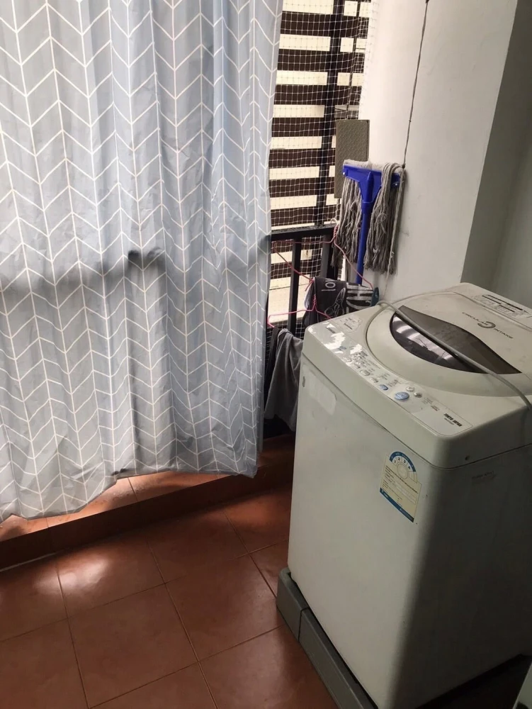 For rent: Regent home 13 Sukhumvit 93, studio room with balcony, comfortable and not cramped, don't miss it.