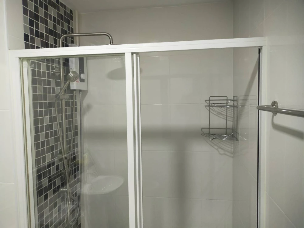 For rent: REGENT HOME 18 CHANGWATTANA-LAKSI, 9th floor, nice room, fully furnished. If you don't book, you'll miss out.