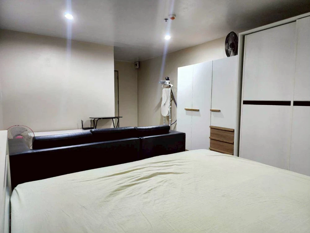 For rent: Regent Home 6 Prachachuen, 3rd floor, fully furnished. Book now!