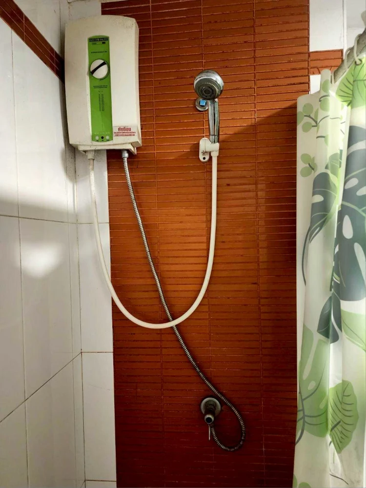 For rent: Regent Home 6 Prachachuen, 3rd floor, fully furnished. Book now!