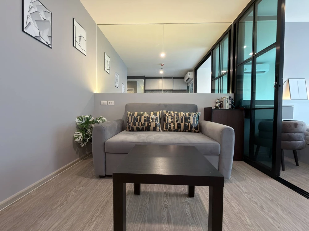 For rent: Regent Home Bangna, 1 bedroom, 1 bathroom, fully furnished, pool view. Don't miss this great deal!