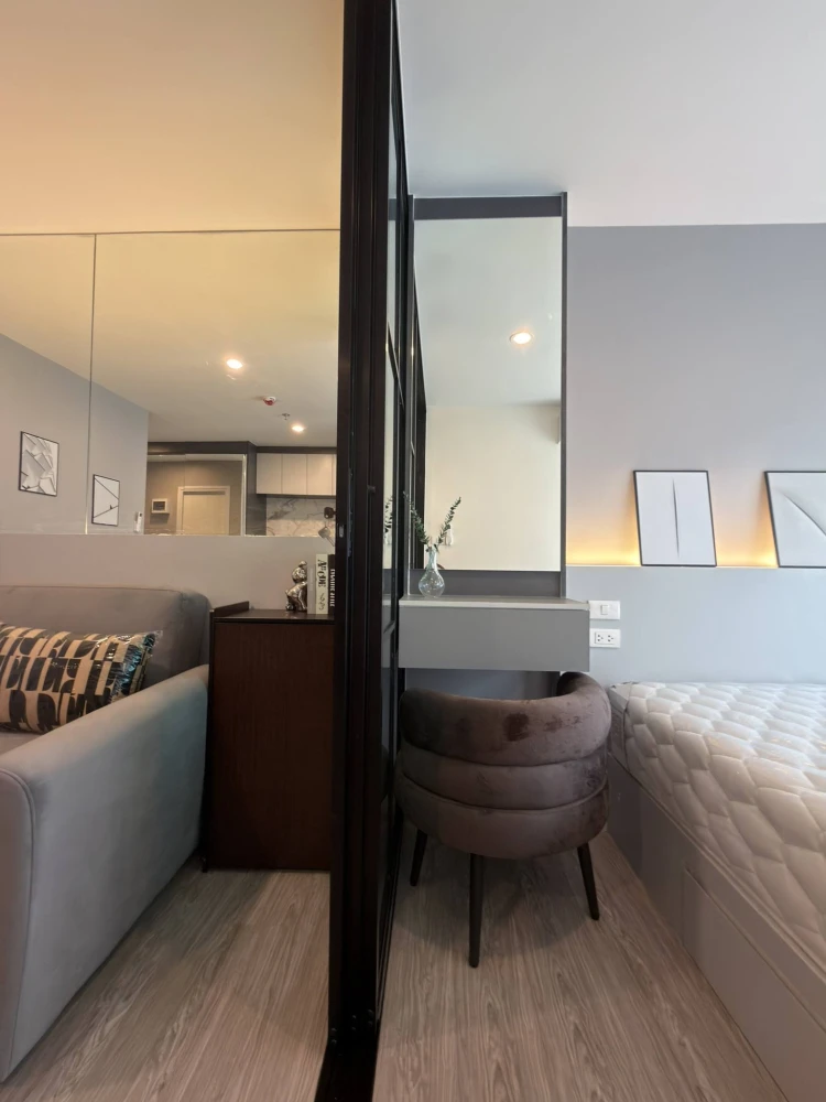 For rent: Regent Home Bangna, 1 bedroom, 1 bathroom, fully furnished, pool view. Don't miss this great deal!