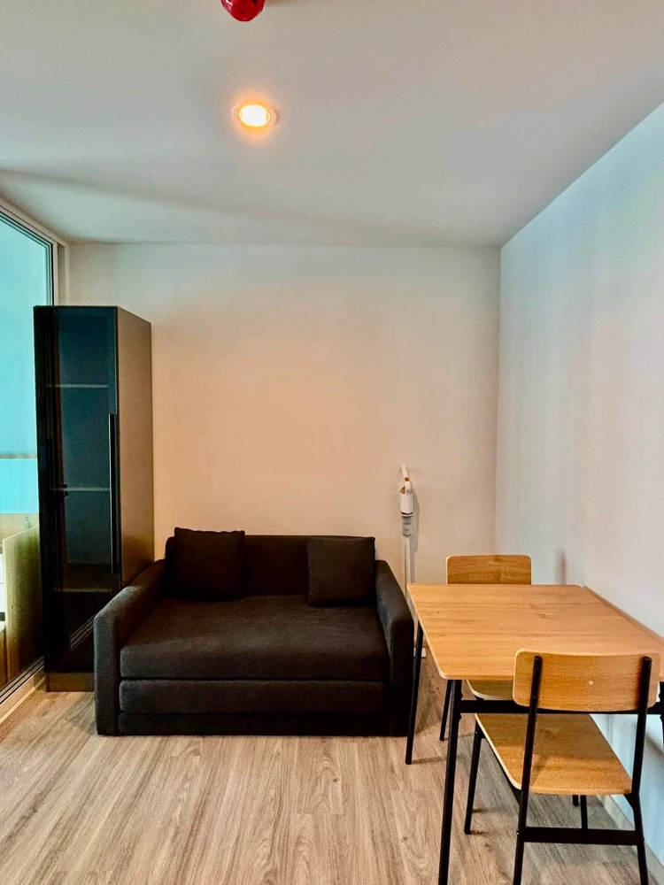 ให้เช่า Regent Home Bangna 1 ห้องนอน 1 ห้องน้ำ ตกแต่งคุมโทน เฟอร์นิเจอร์ครบครัน จองเลย
