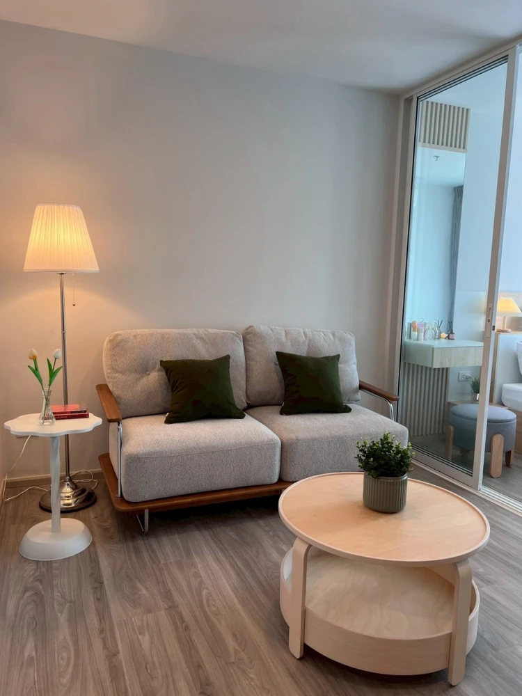 For rent: Regent Home Bangna, 1 bedroom, 1 bathroom, minimalist style, high-quality built-in furniture. Don't miss out!