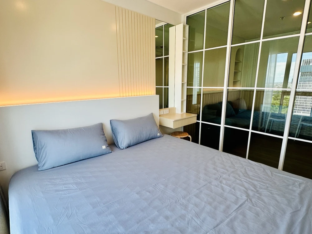 For rent: Regent Home Bangna, 1 bedroom, 1 bathroom, with high-quality built-in furniture. Book now!