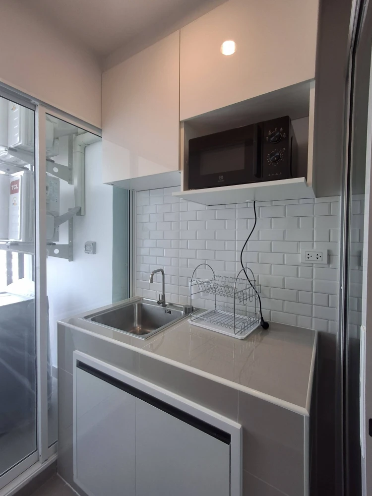 For rent: Regent Home Bangna, 1 bedroom, 1 bathroom, with high-quality built-in furniture. Don't miss out!
