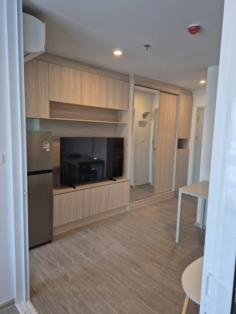 For rent: Regent Home Bangna, 1 bedroom, Building B, 9th floor, fully furnished with appliances. Book now before it's too late!