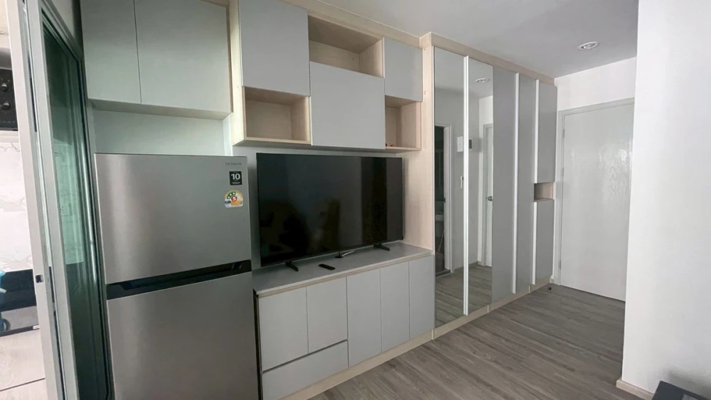 ให้เช่า Regent Home Bangna ชั้น 11 ห้องกั้นเป็นสัดส่วน แต่งครบ น่าอยู่ จองเลย ห้ามพลาด