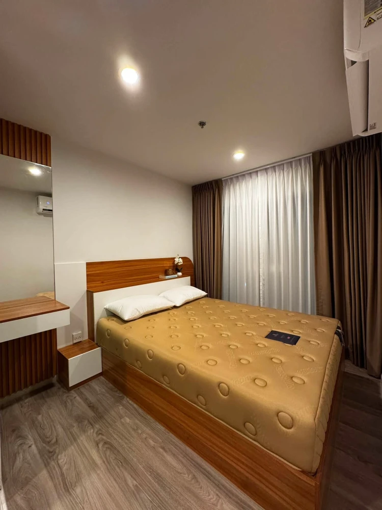 For rent: Regent Home Bangna, 14th floor, corner unit, fully furnished, very livable. Book now!