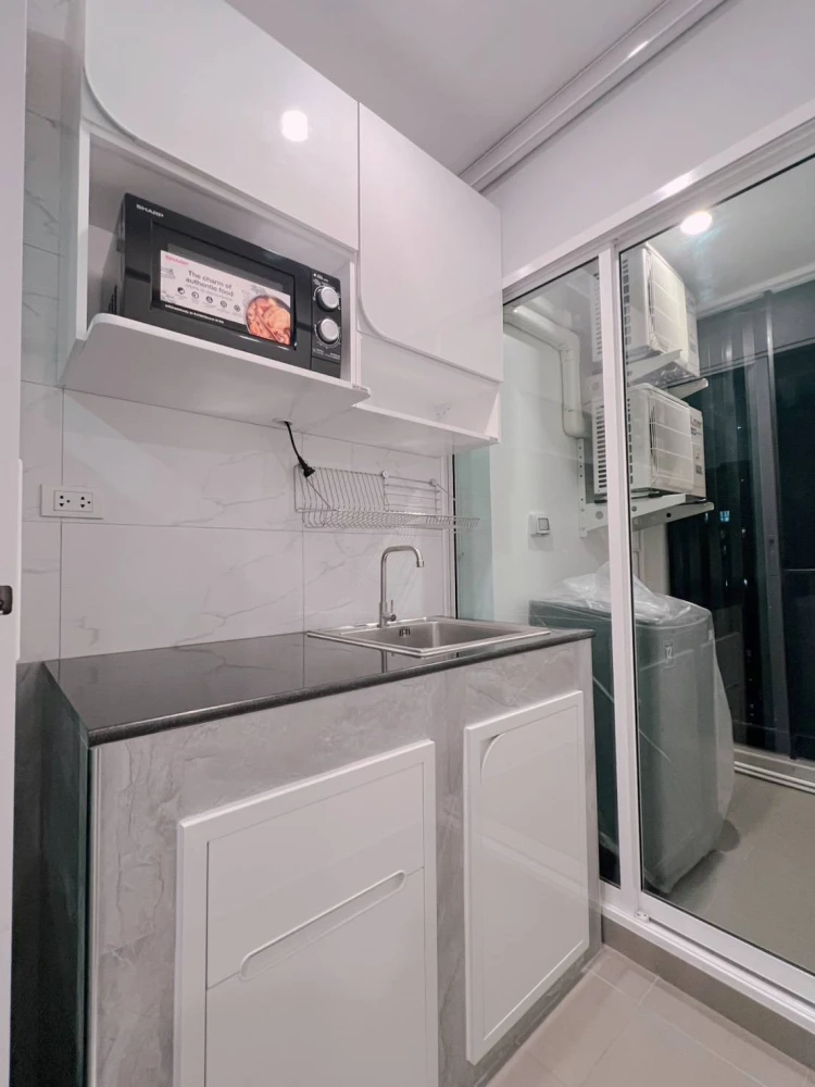 For rent: Regent Home Bangna, 17th floor, nice, fully furnished unit. Book now! (Quickly!)