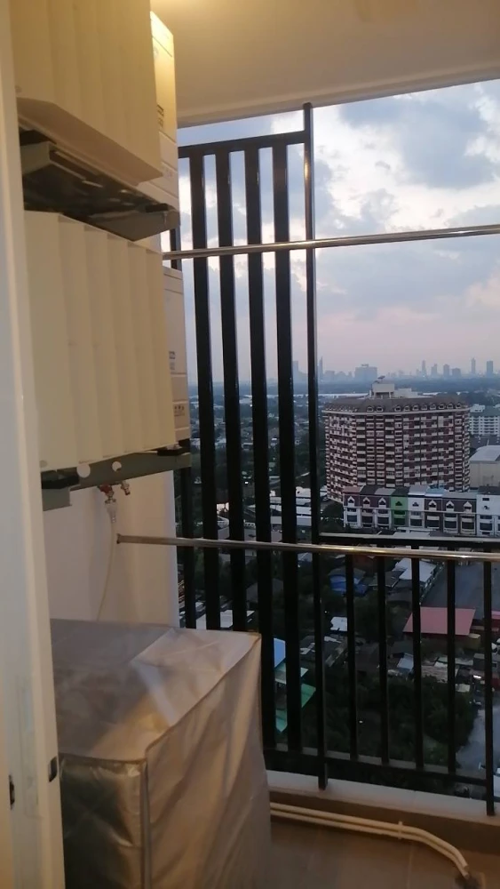 For rent: Regent Home Bangna, 20th floor, river view, fully furnished and equipped with appliances. You can't miss this opportunity!