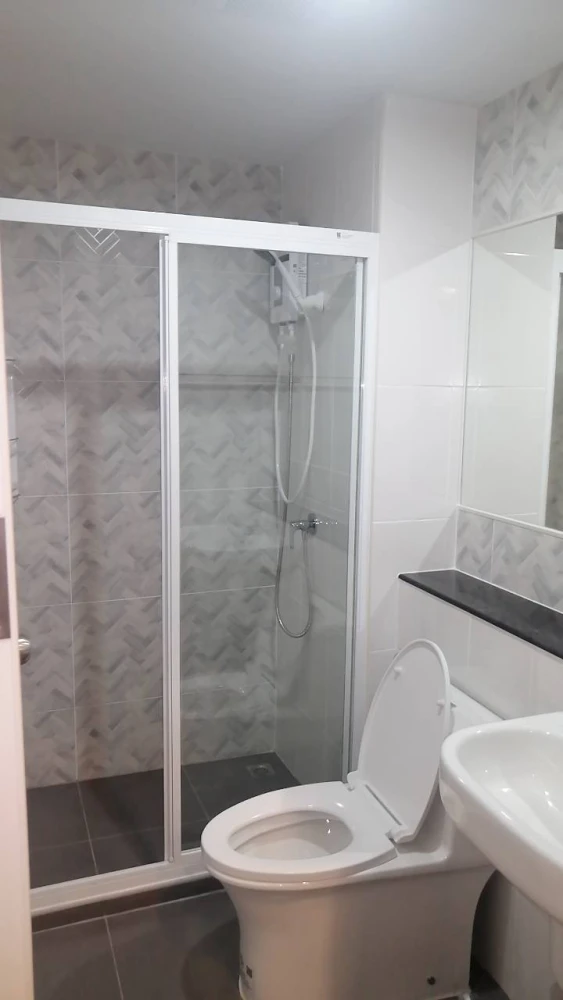 For rent: Regent Home Bangna, 20th floor, river view, fully furnished and equipped with appliances. You can't miss this opportunity!