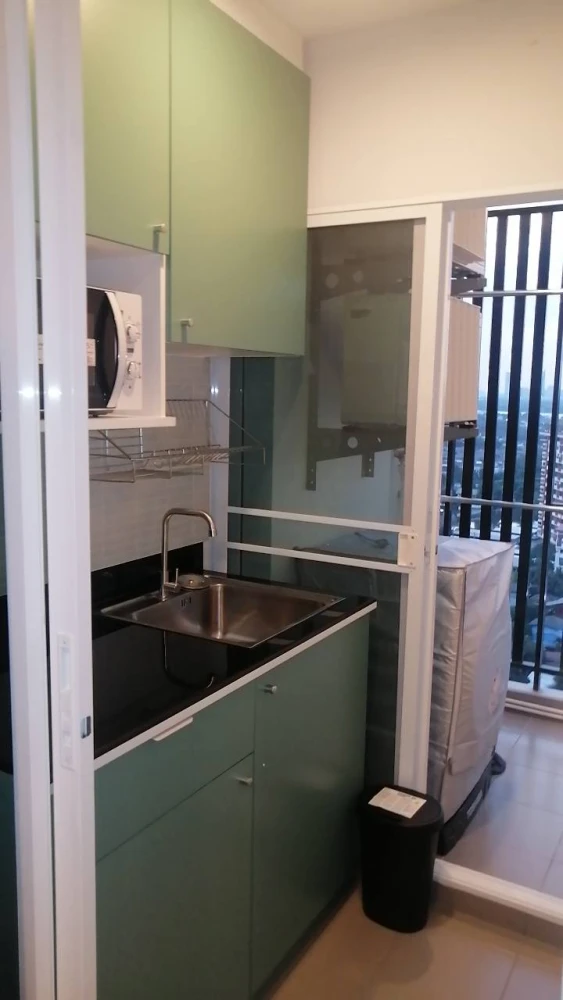 For rent: Regent Home Bangna, 20th floor, river view, fully furnished and equipped with appliances. You can't miss this opportunity!