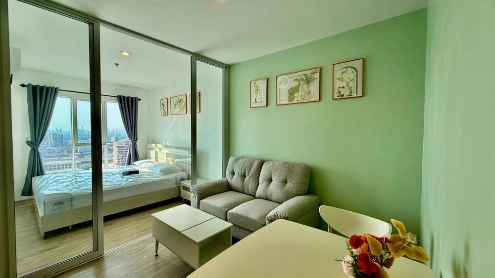 For rent: Regent Home Bangna, 21st floor. Beautifully furnished and ready to move in. Book now! Don't miss out!