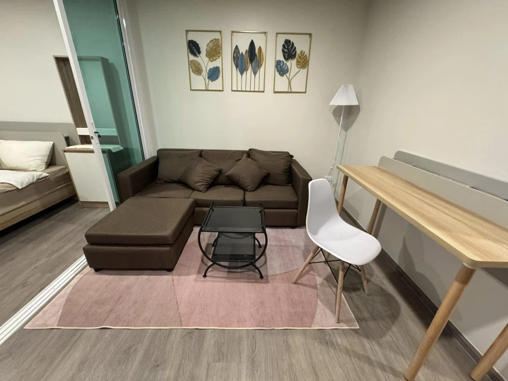ให้เช่า Regent Home Bangna ชั้น 24 วิว BTS สวยมาก มีตู้เสื้อผ้าขนาดใหญ่พร้อมไฟส่องสว่าง ตกแต่งเฟอร์นิเจอร์ครบพร้อมอยู่
