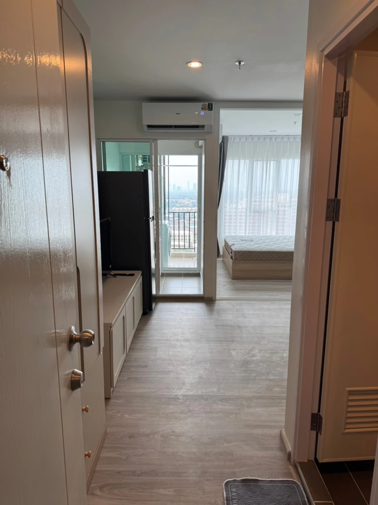 For rent: Regent Home Bangna, 24th floor, Building A, unobstructed river view. Fully furnished with appliances. Ready to move in immediately.