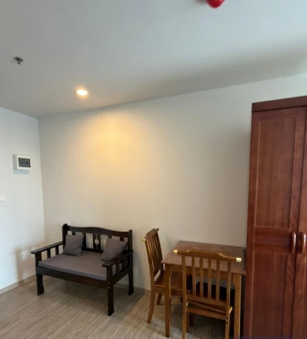 For rent: Regent Home Bangna, 25th floor, fully furnished, very livable. Book now, don't miss out!