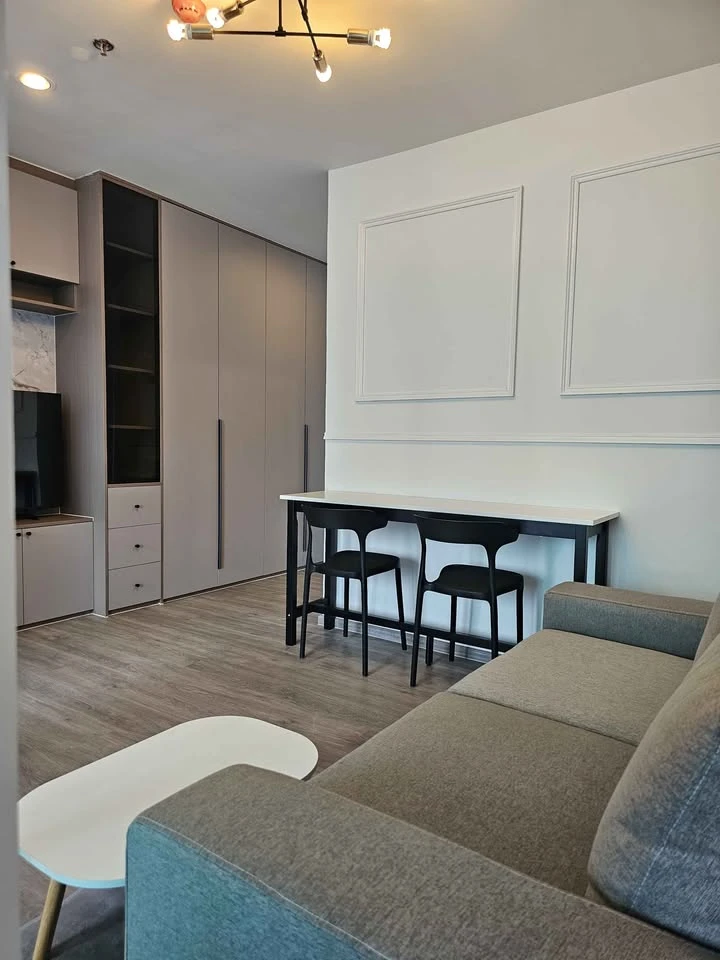 ให้เช่า Regent Home Bangna ชั้น 26 ชั้นสูงมากๆ เฟอร์นิเจอร์+เครื่องใช้ไฟฟ้าครบ แต่งสวย พร้อมเข้าอยู่