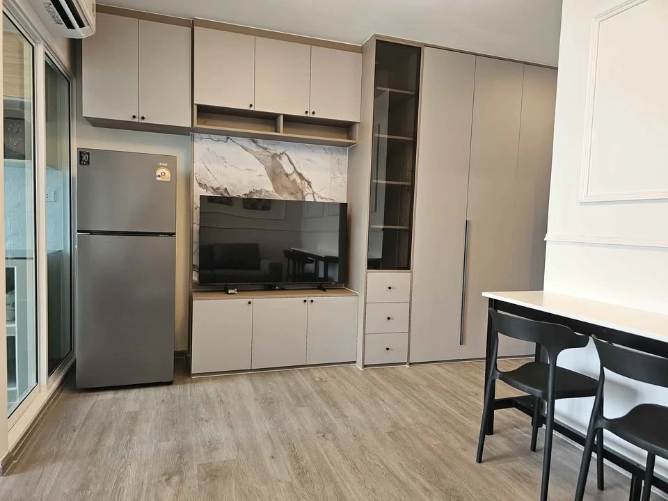 ให้เช่า Regent Home Bangna ชั้น 26 ชั้นสูงมากๆ เฟอร์นิเจอร์+เครื่องใช้ไฟฟ้าครบ แต่งสวย พร้อมเข้าอยู่