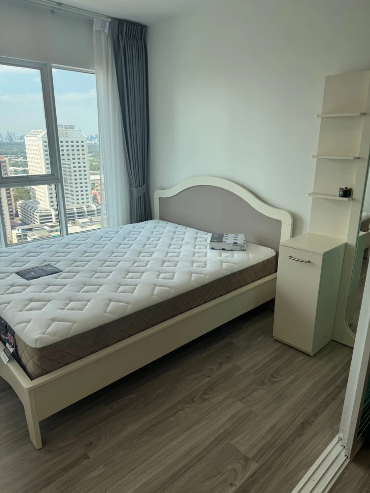 For rent: Regent Home Bangna, 26th floor, unobstructed river view, fully furnished, ready to move in. Book now!