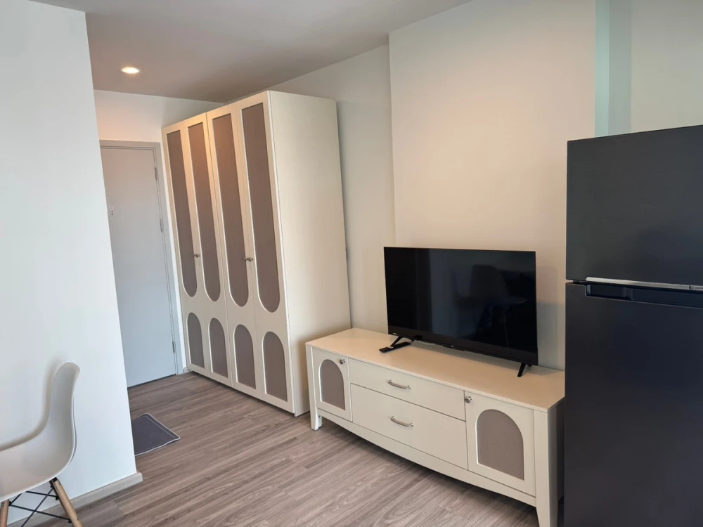 For rent: Regent Home Bangna, 26th floor, unobstructed river view, fully furnished, ready to move in. Book now!