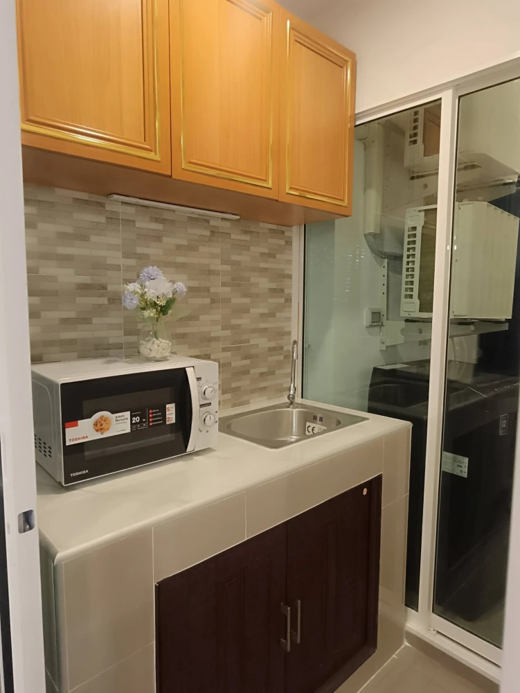 For rent: Regent Home Bangna, 30th floor, high floor, fully furnished, very livable. Interested? Book now!