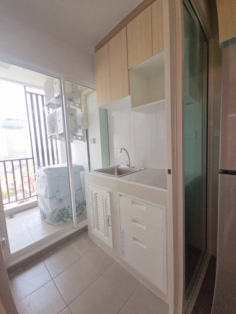 ให้เช่า Regent Home Bangna ชั้น 30 วิวเมือง ตกแต่งแบบ Premium builtin โทนสีเทา จองเลย