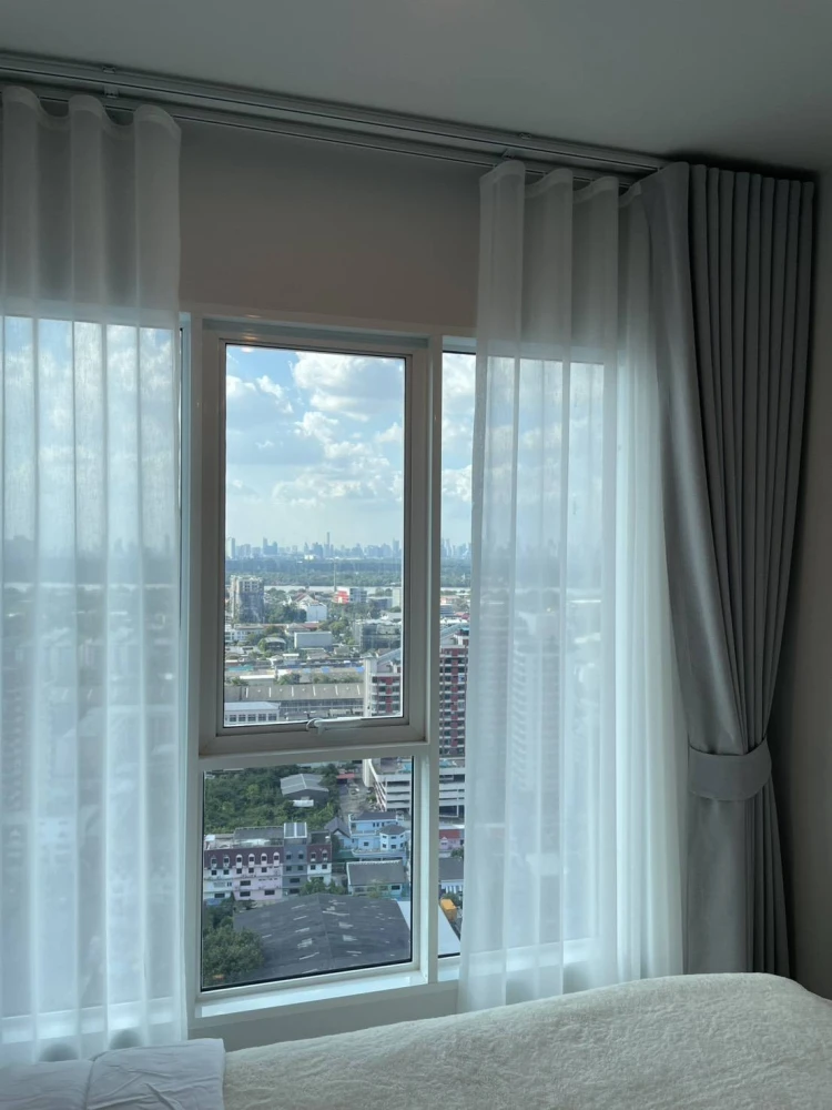 For rent: Regent Home Bangna, 30th floor, river view, corner room with privacy, convenient and complete here. Book now, don't miss out.