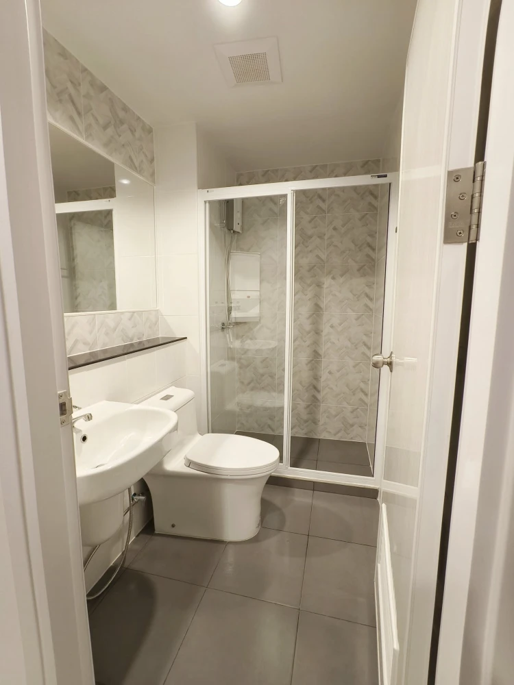ให้เช่า Regent Home Bangna ชั้น 8 วิวนอก ห้องสวย แต่งครบ พร้อมอยู่ จองเลย