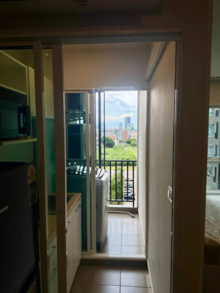 For rent: Regent Home Bangna, 9th floor. Beautifully furnished and ready to move in. Book now!