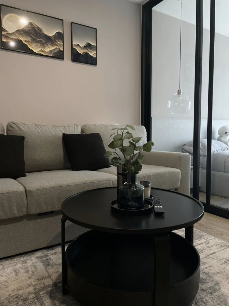 For rent: Regent Home Bangna, very high floor, Chao Phraya River view, next to fire escape, no opposite unit. High-quality built-in furniture. Book no