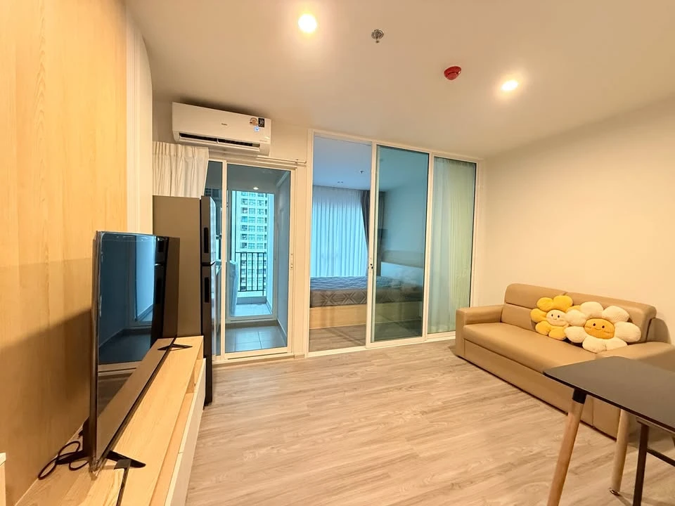 For rent: Regent home bangna, usable area 28 sq m, 12th floor, Building A, fully furnished, ready to move in, must hurry and reserve now.