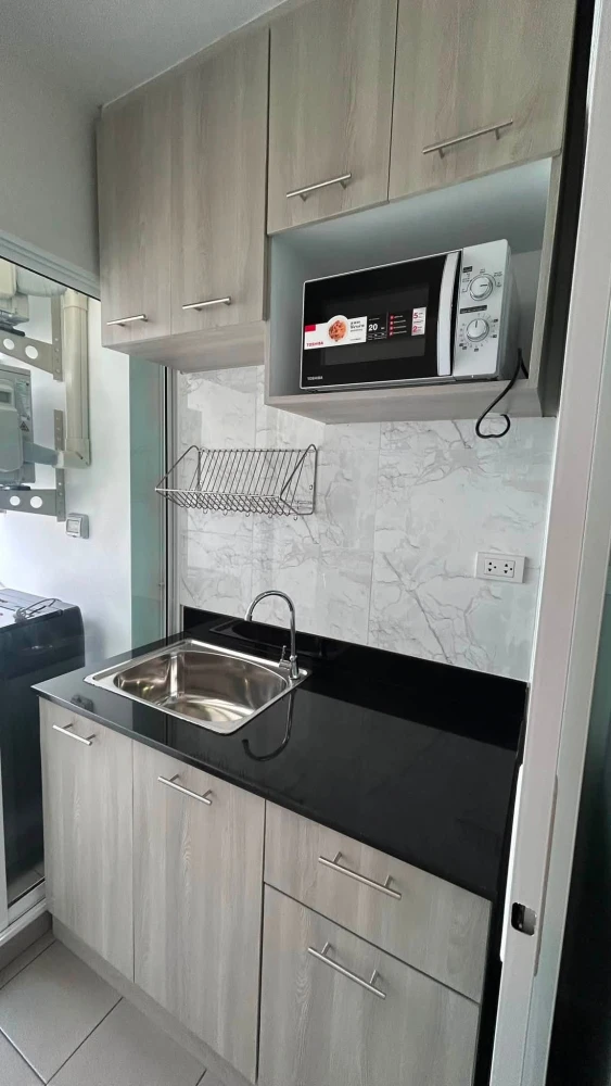 For rent: Regent Home Bangna, 11th floor unit, fully furnished, great location. Just bring your bags and move in!