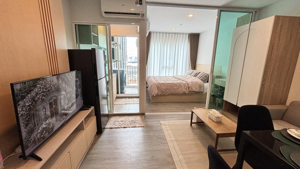 ให้เช่า Regent Home Bangna ห้องชั้น 17 มาพร้อมเฟอร์นิเจอร์ครบครัน หิ้วกระเป๋าเข้าอยู่ได้เลยจ้า