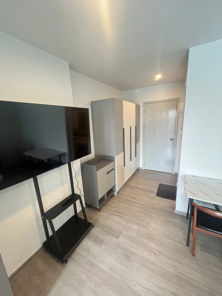 For rent: Regent Home Bangna, 3rd floor unit, fully furnished with complete amenities. Book now!