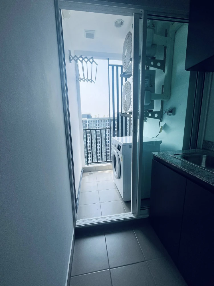 For rent: Regent Home Bangna, 3rd floor unit, fully furnished with complete amenities. Book now!