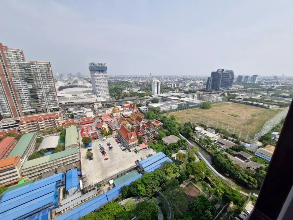 For rent: Regent Home Bangna, high floor unit, very livable, fully furnished. Book now!