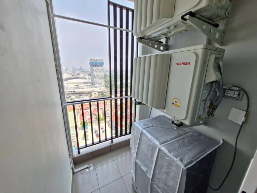 For rent: Regent Home Bangna, high floor unit, very livable, fully furnished. Book now!