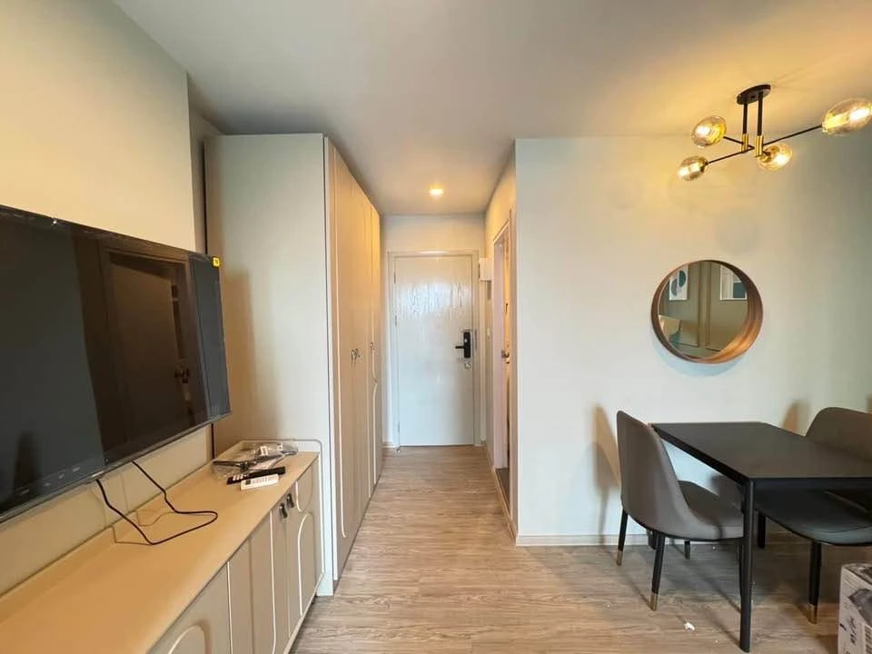 For rent: Regent Home Bangna, high floor, fully furnished with appliances. Book now!