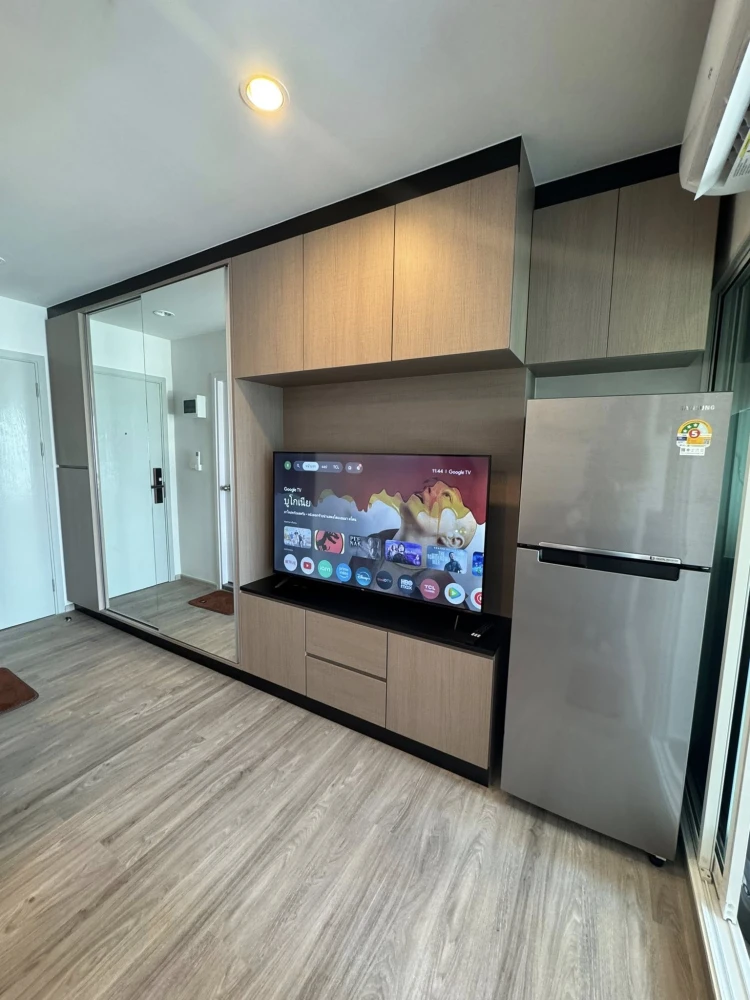 For rent: Regent Home Bangna, high floor unit, fully furnished. Book now!