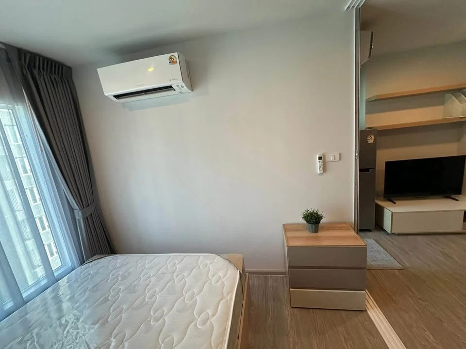ให้เช่า Regent Home Bangna ห้องชั้นสูงมาก ได้วิวสระว่ายน้ำสุดชิล ตกแต่งฟังก์ชั่นครบ จองเลยอย่าลังเล
