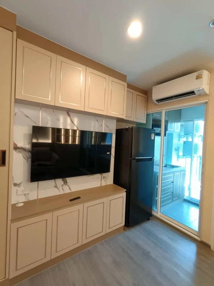 For rent: Regent Home Bangna, a lovely room with furniture, on a high floor. Book now!