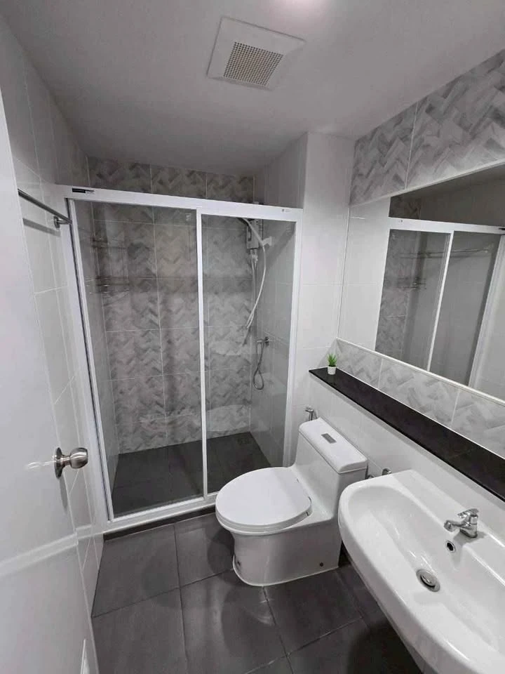 For rent: Regent Home Bangna. Nice room, fully furnished. Book now!+++