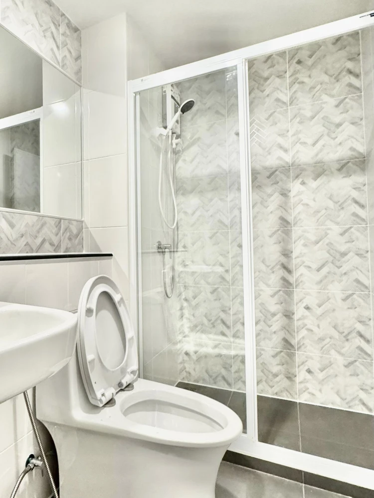 ให้เช่า Regent Home Bangna ห้องน่าอยู่ เฟอร์พร้อม หิ้วกระเป๋าใบเดียวมาได้เลย++