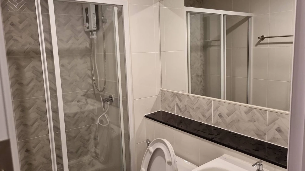 For rent: Regent Home Bangna, ready to move in, separate room, great price, you shouldn't miss it.
