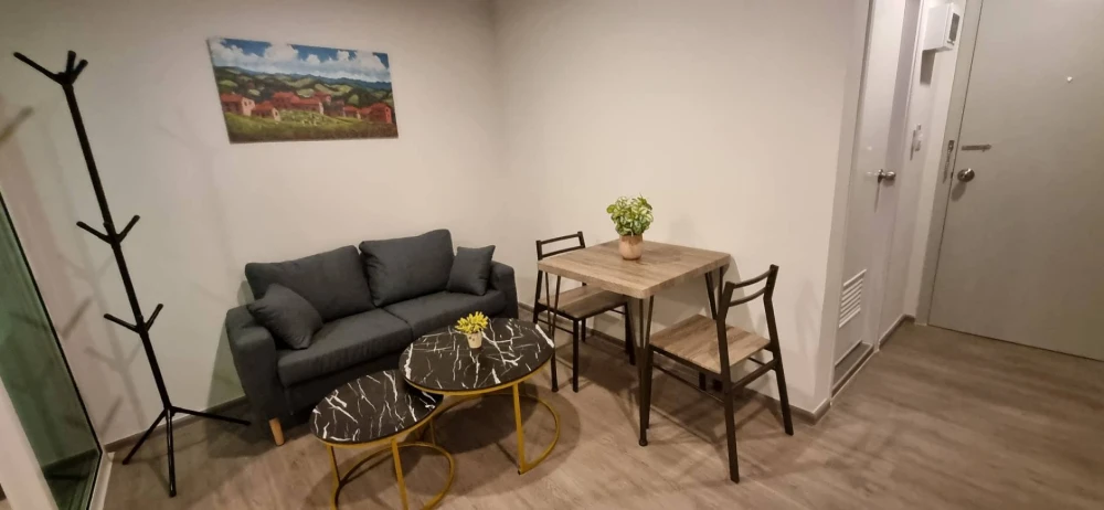 For rent: Regent Home Bangna, ready to move in, separate room, great price, you shouldn't miss it.