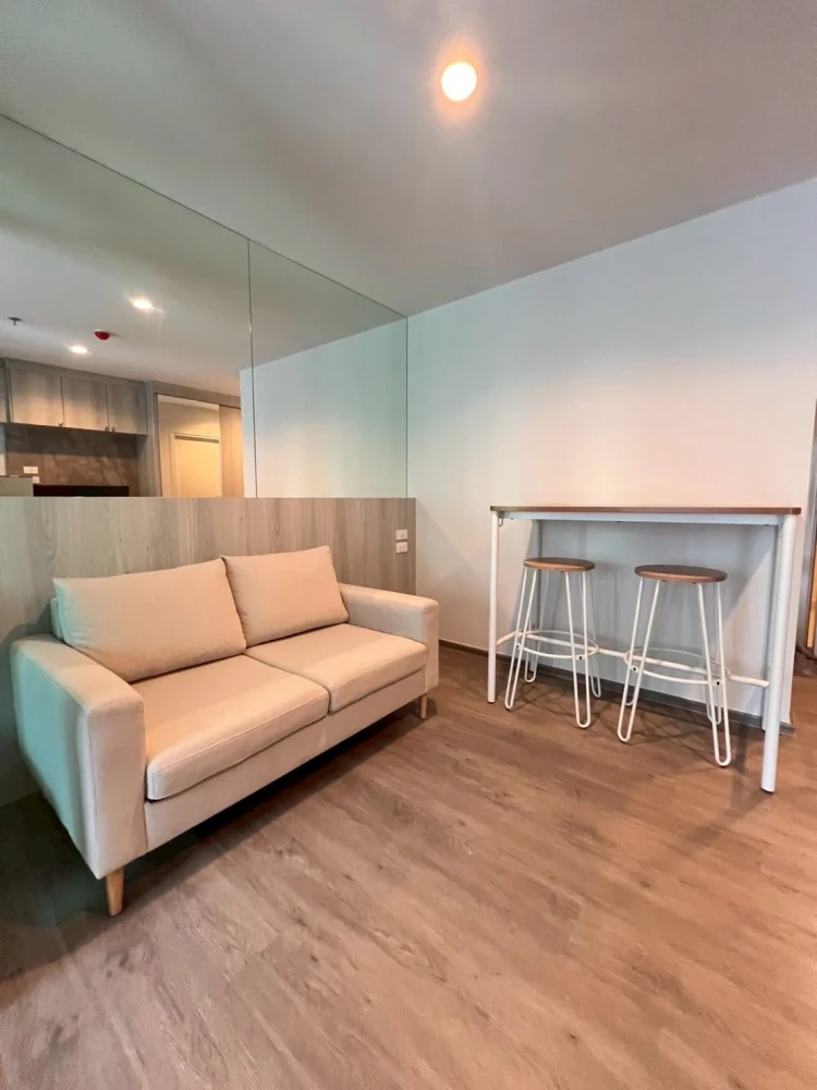 For rent: Regent Home Bangna. Ready to move in, well-partitioned and zoned. Great value! Book now, don't miss out!