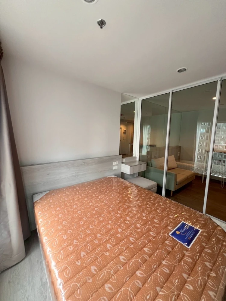For rent: Regent Home Bangna. Ready to move in, well-partitioned and zoned. Great value! Book now, don't miss out!