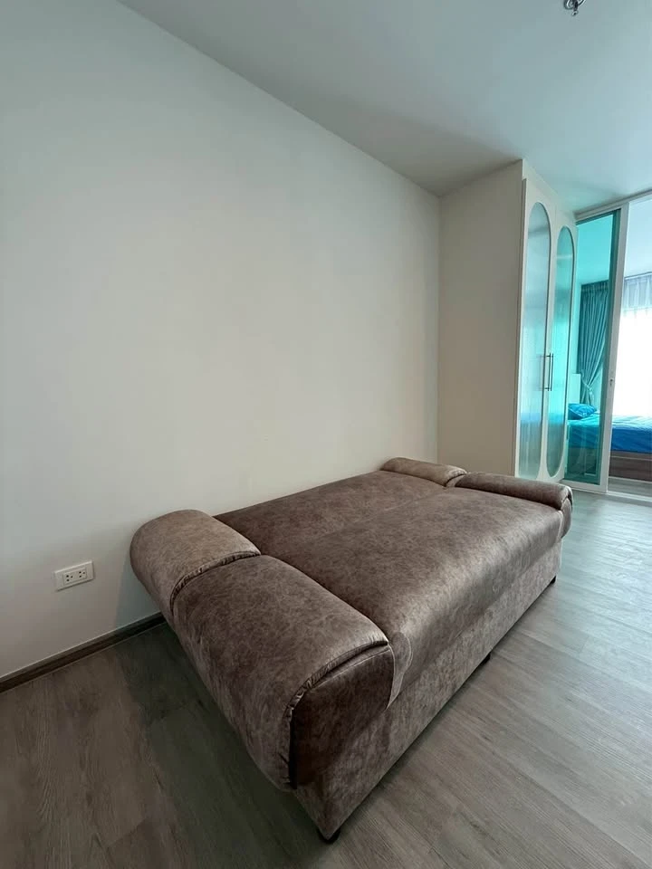 ให้เช่า Regent Home Bangna ห้องพร้อมอยู่ ชั้นสูง รีบจองเลย เฟอร์พร้อม